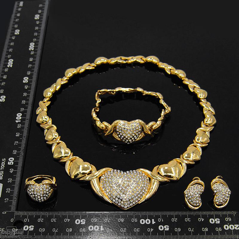 H27caab1d012640ff9b031644c8e9015eF