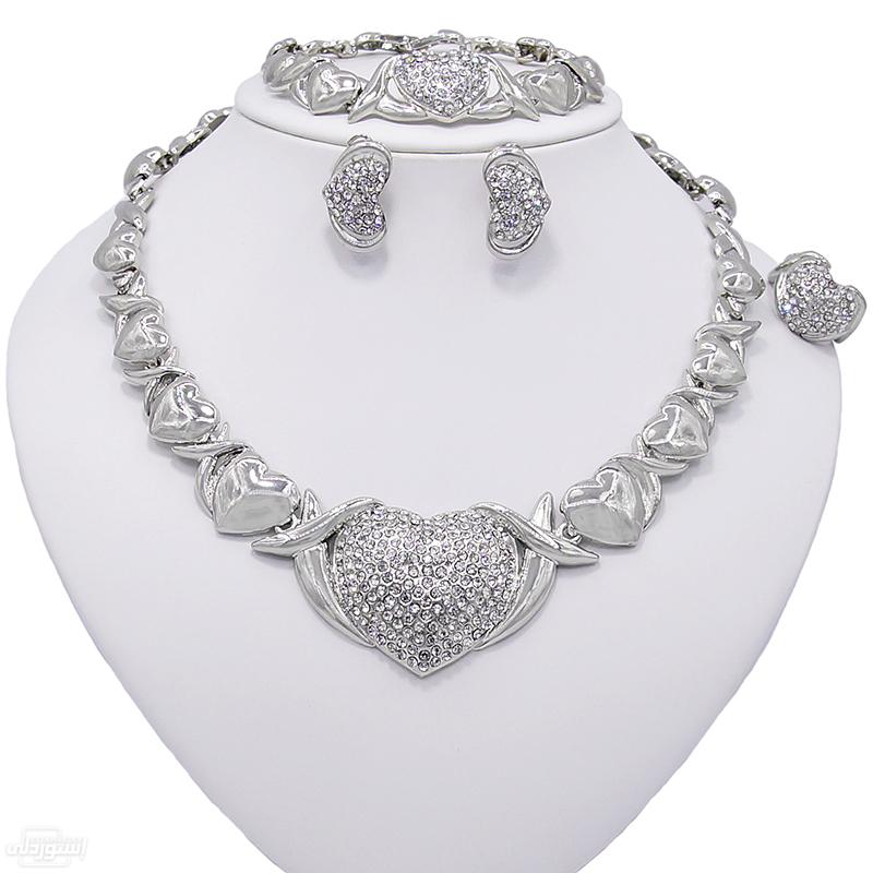 H31ba0b96d7d24f9084b755b44d7d03daE