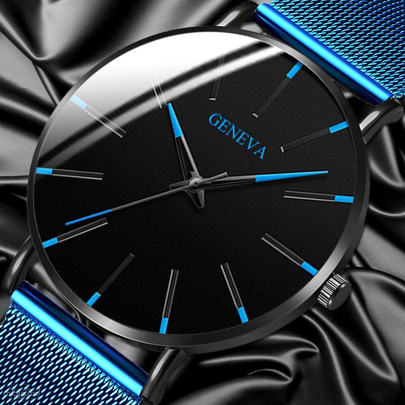 ساعات ذات تصميمات مبهرة بدقة عالية تعطيك أكثر ثقة ذات لون اسود بالازرق 