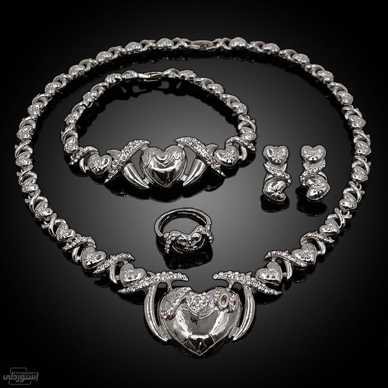 H6bb012d8f715476aa8e8c02bf8314d95v