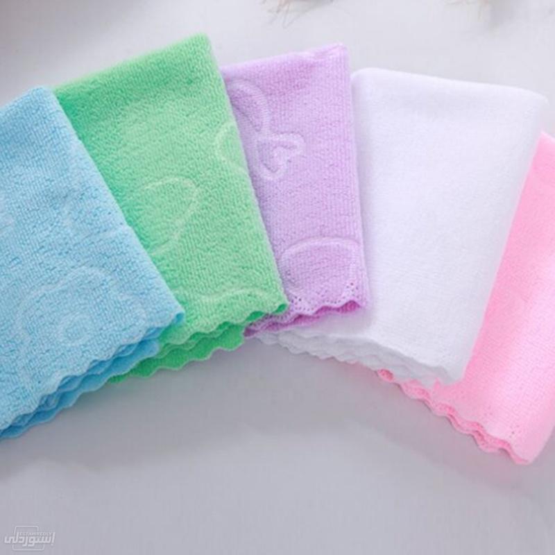 H8085bf620cec4ec7bc00ceed3bff11c81