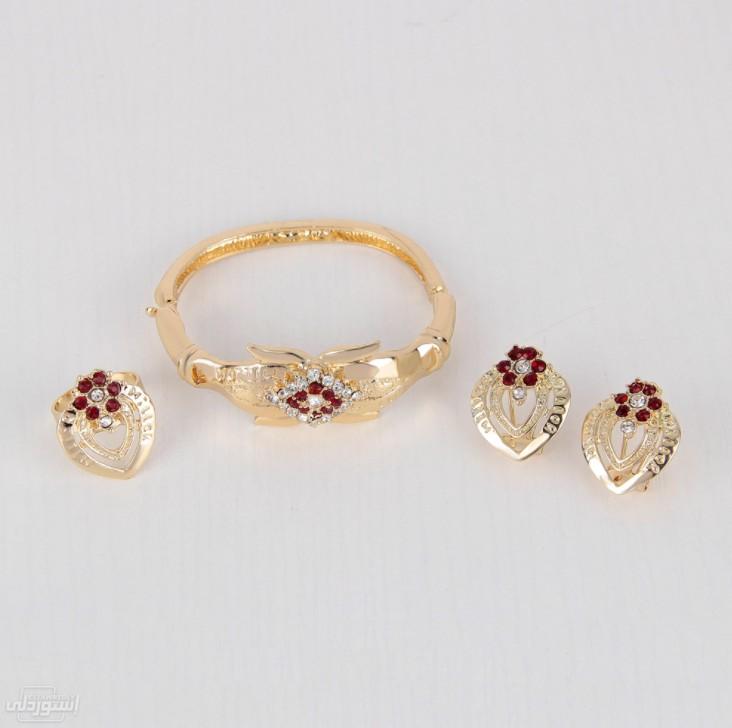 Hbe2d3740fc084d9aa6d9c50e00cbb22cg