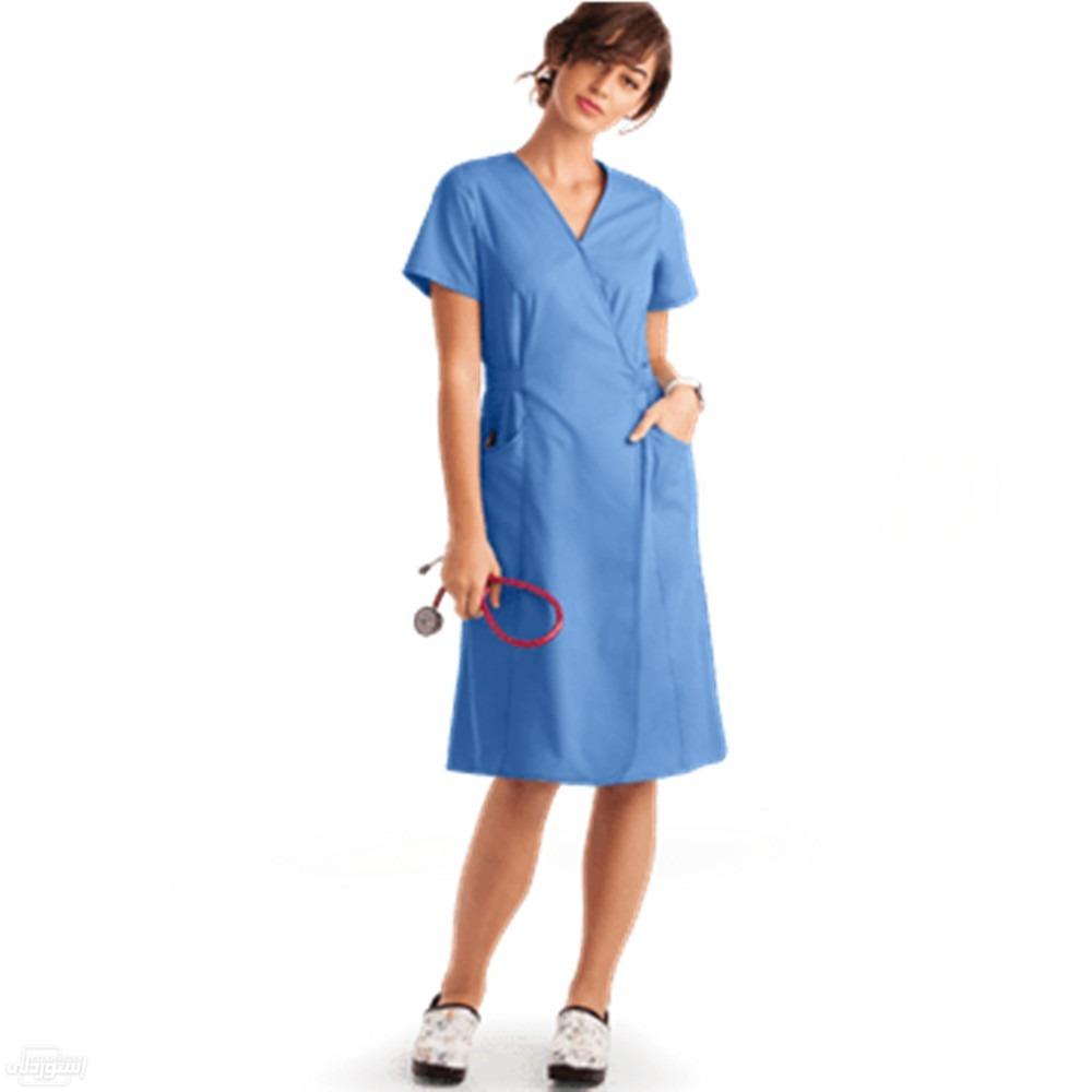 روب طبى للممرضات ذات جودة عالية بحزام عالخصر  .خامة ممتازة ذو لون ازرق 
