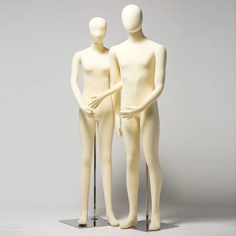 clothing-store-display-full-body-men-wom_main-3