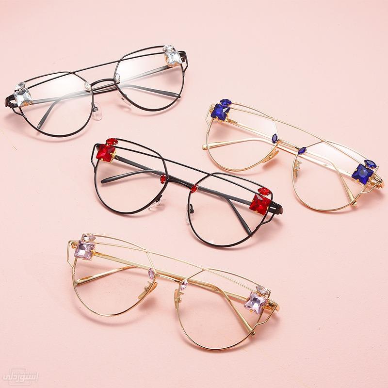نظارات معدنية ذات تصميمات جذابة تحمى العين من الضوء الازرق بالوان مختلفة 