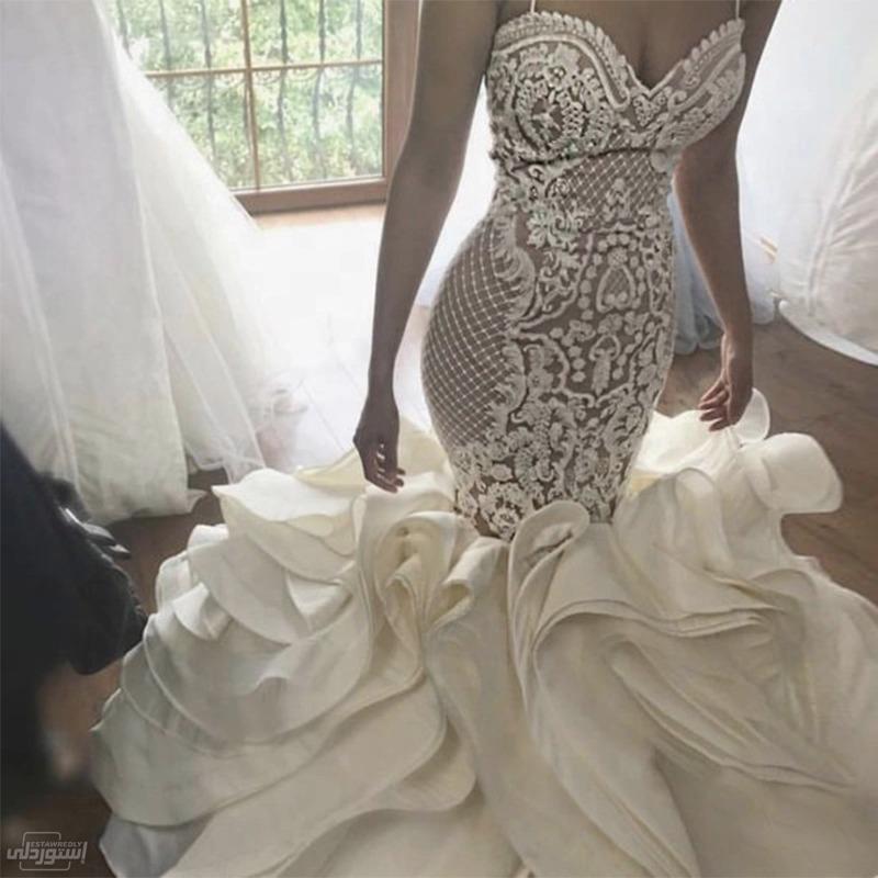 gorgeous-luxury-ruffles-mermaid-wedding_main-0