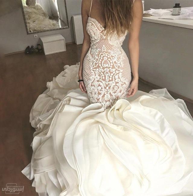 gorgeous-luxury-ruffles-mermaid-wedding_main-1