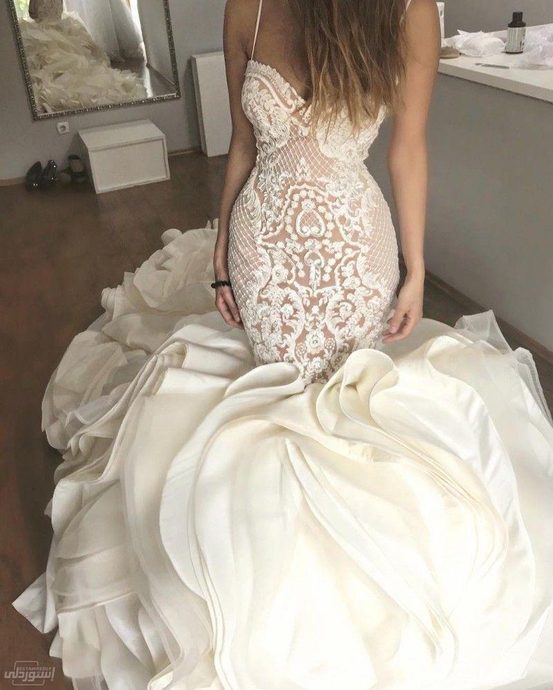 gorgeous-luxury-ruffles-mermaid-wedding_main-2