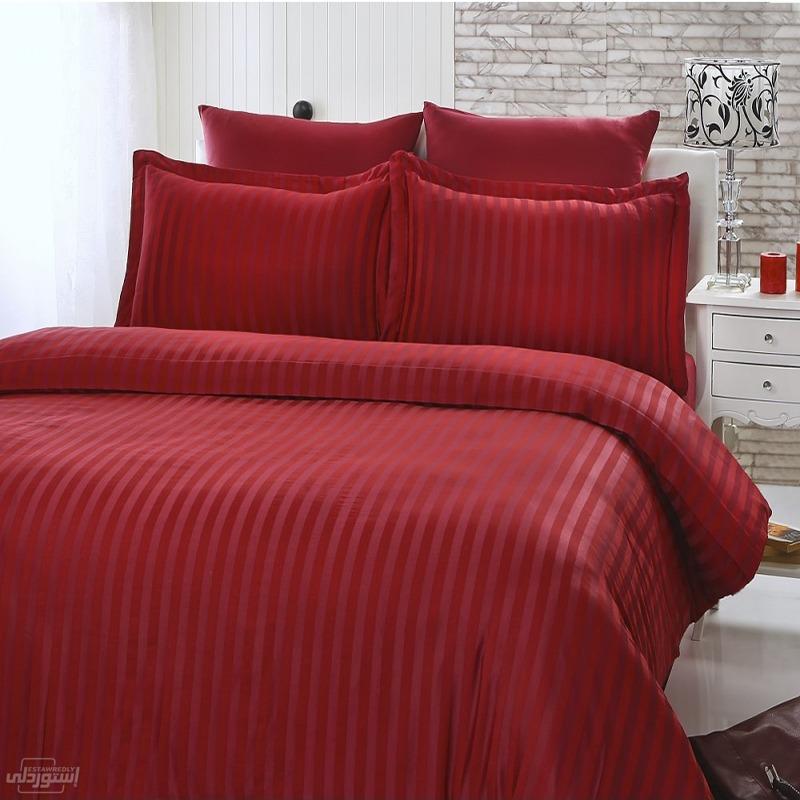 طقم سرير احمر اللون مصنوع من القطن مضاد للانكماش والتجعد خامة ممتازة جودة عالية