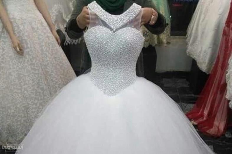 real-100-actual-full-pearls-beaded-puff_main-2