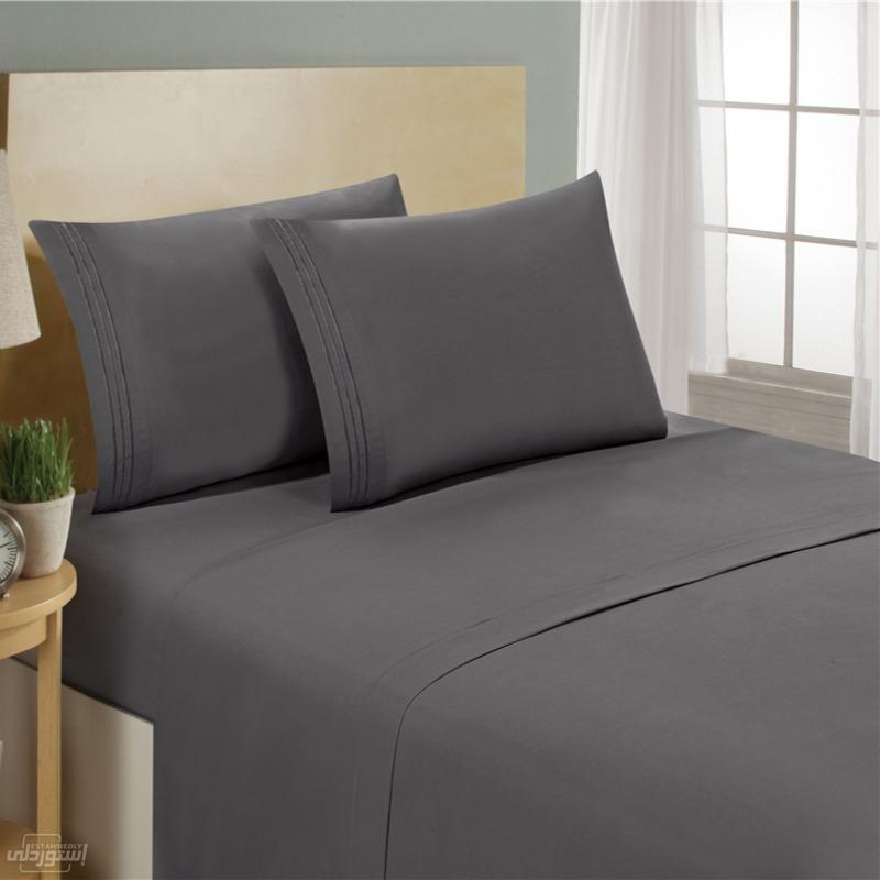 ملايات سرير ذات تصميمات مبهرة بجودة عالية منصنوعة من مادة الميكروفايبر رمادي اللون 