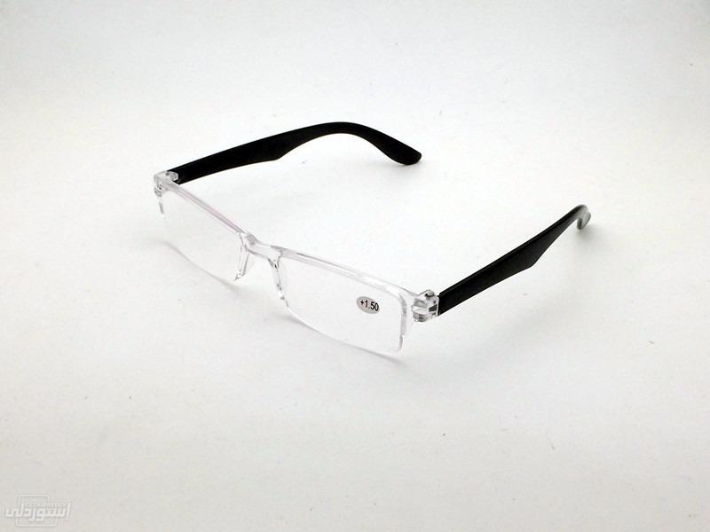 نظارات ذات تصميمات جذابة بجودة عالية للقراءة للمحافظة على صحة العين اسود بالابيض شفاف 