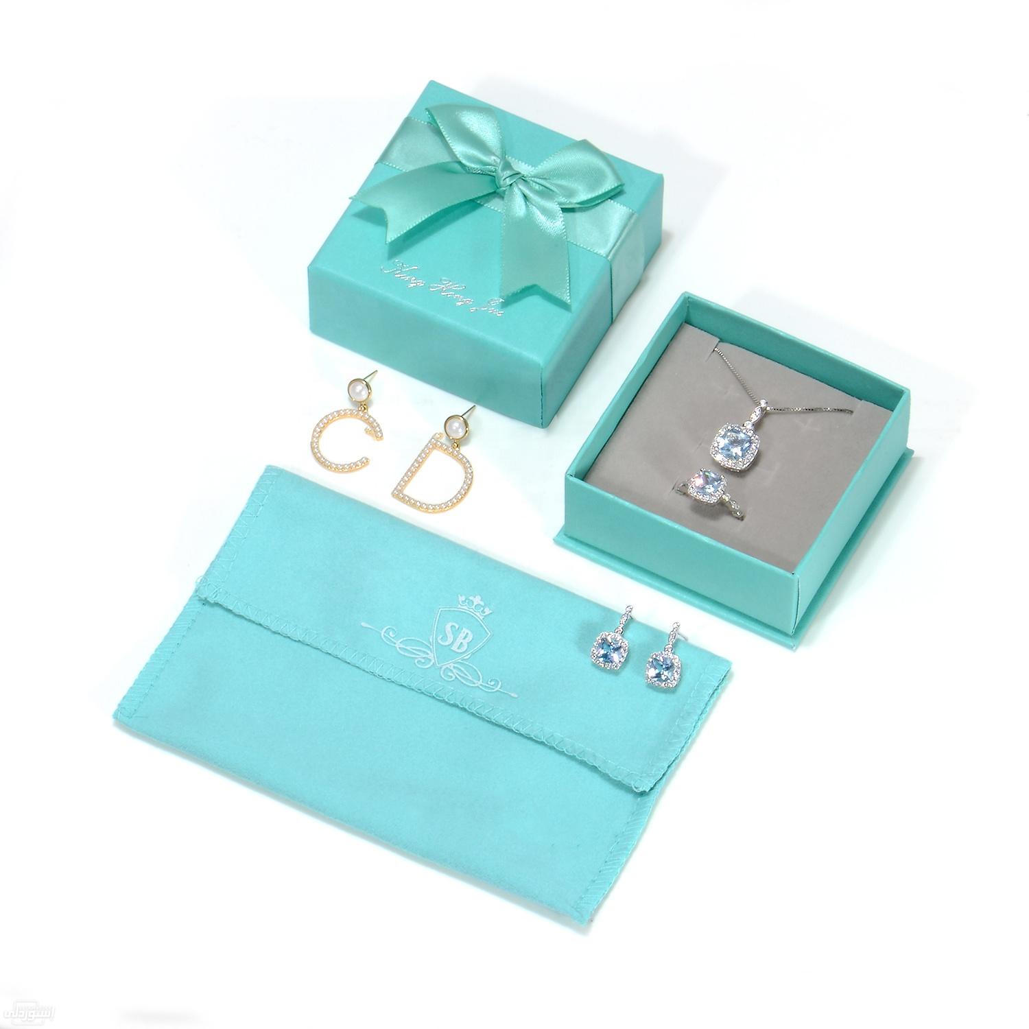 H6a524d85d8f2404da508c056521e4864E