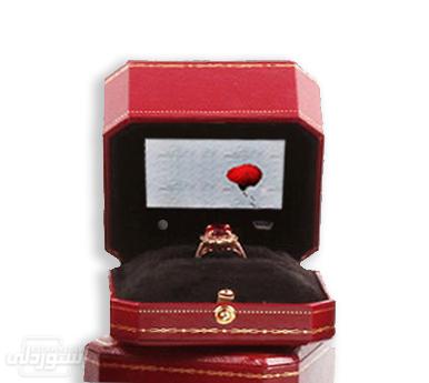 صندوق من الجلد لحفظ المجوهرات ذات تصميمات جذابة بجودة مرتفعة بشكل شيك أنيق احمر اللون 