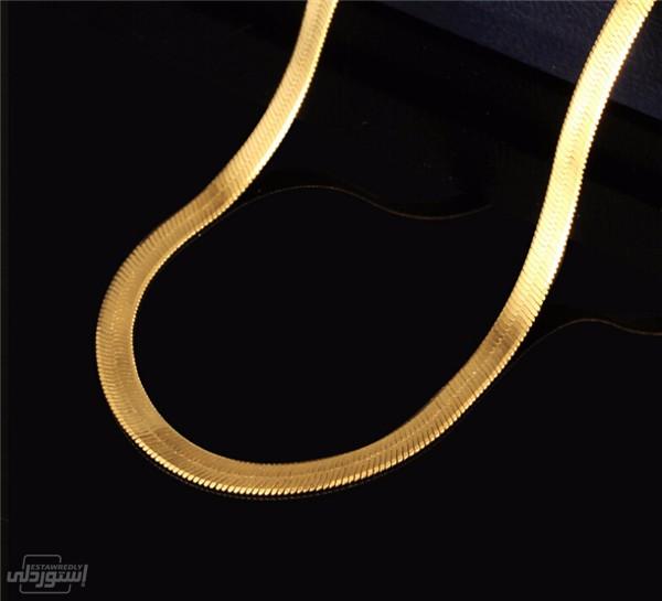 سلسلة من سانلس ستيل ذهبية اللون محكمة القفل نوعية رفيعة طويلة خامة ممتازة 