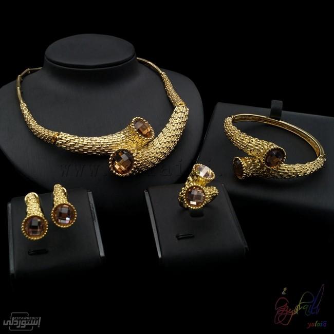 HTB1qXr2QVXXXXXEaFXXq6xXFXXXT