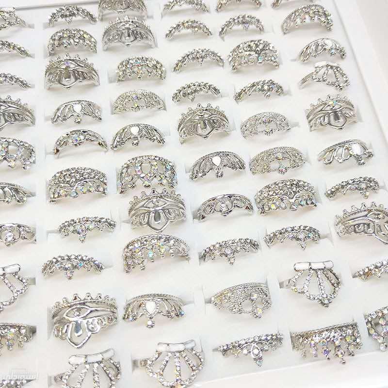 Hc220557f299f4dd1821fe0b3a7546780P