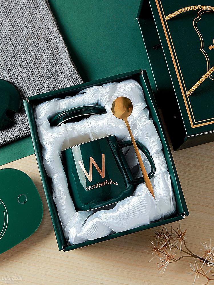 fashion-couple-cup-wedding-gift-box-marb_main-1