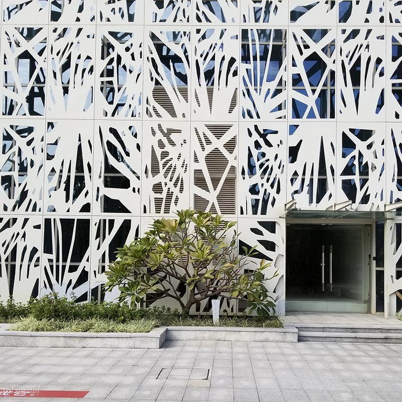 Hefe69d18f7504c0db649b7020d35ac63h