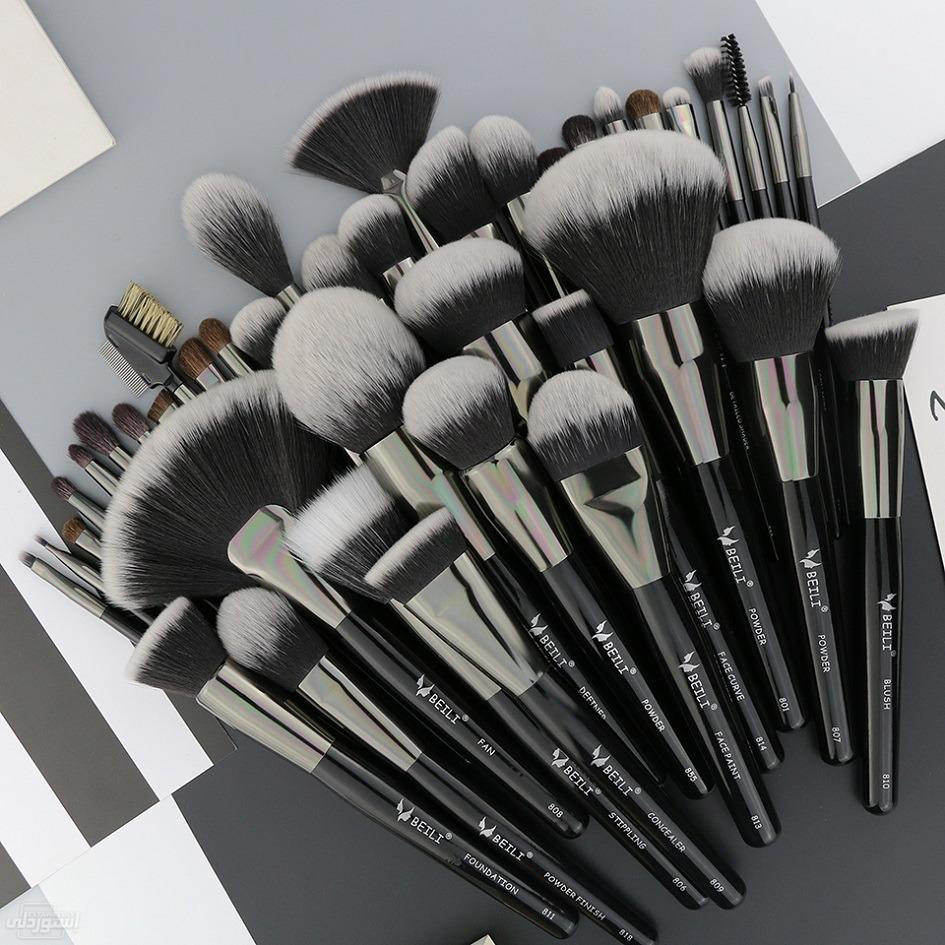 beili-pro-black-makeup-brush-set-powder_main-0