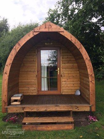 boat-shape-arch-shape-tiny-house-wooden_main-2