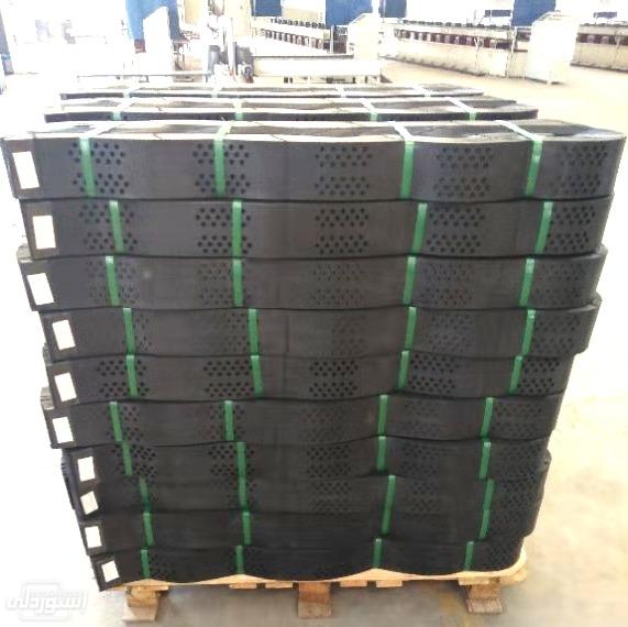 textured-and-perforated-hdpe-plastic-geo_main-5