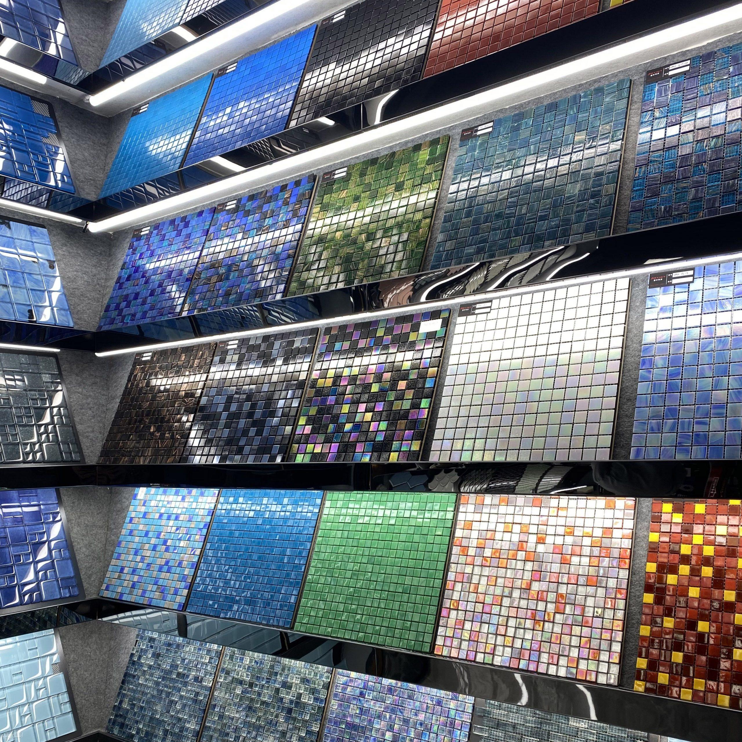 tile-glass-mosaic-black-swimming-pool-ti_main-0