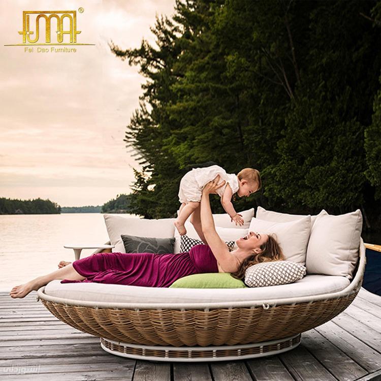 5-star-hotel-outdoor-furniture-modern-de_main-1