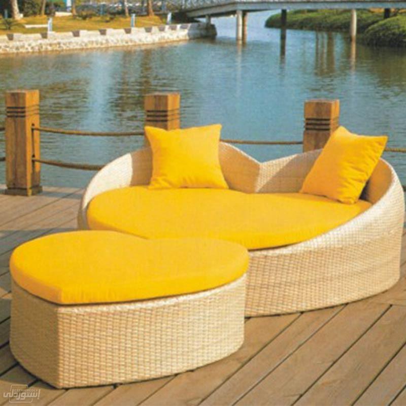 outdoor-swimming-pool-love-shaped-design_main-1