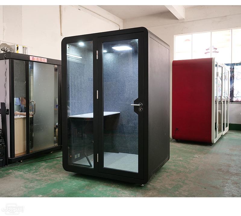soundproof-office-booth-broadcasting-aco_main-5