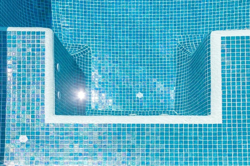 wholesale-rainbow-iridescent-effect-spa_main-1