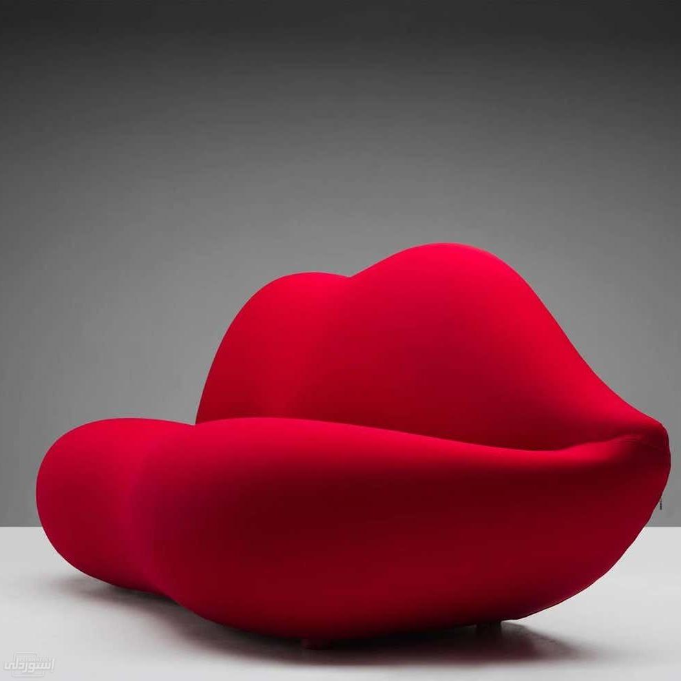 special-design-red-lip-shaped-3-seater-s_main-5