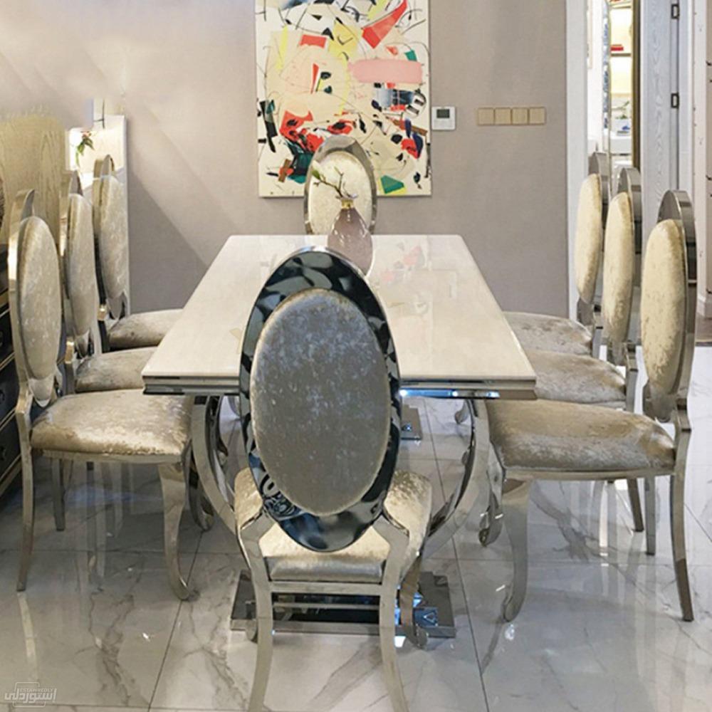 poland-eating-carrara-marble-dining-room_main-2